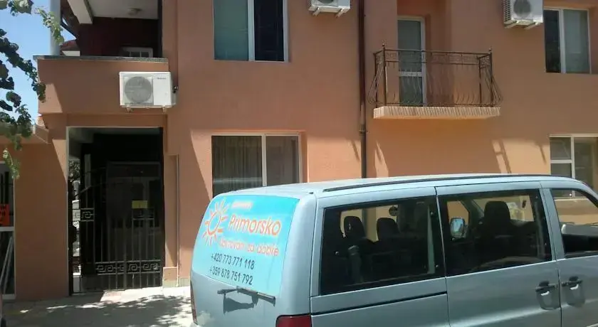 Приморско: Guest House Varbanov 2