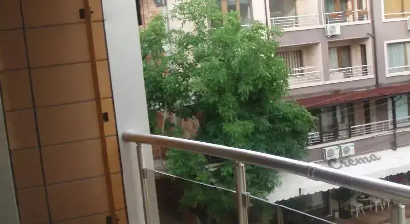 Бургас: Sunny Apartment