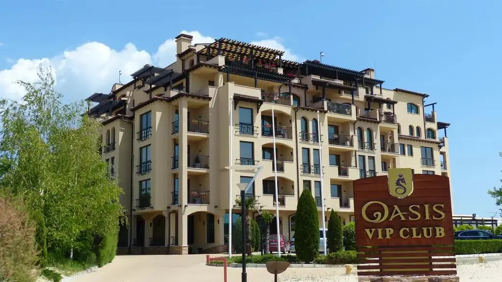 Солнечный берег: Oasis Beach Studios