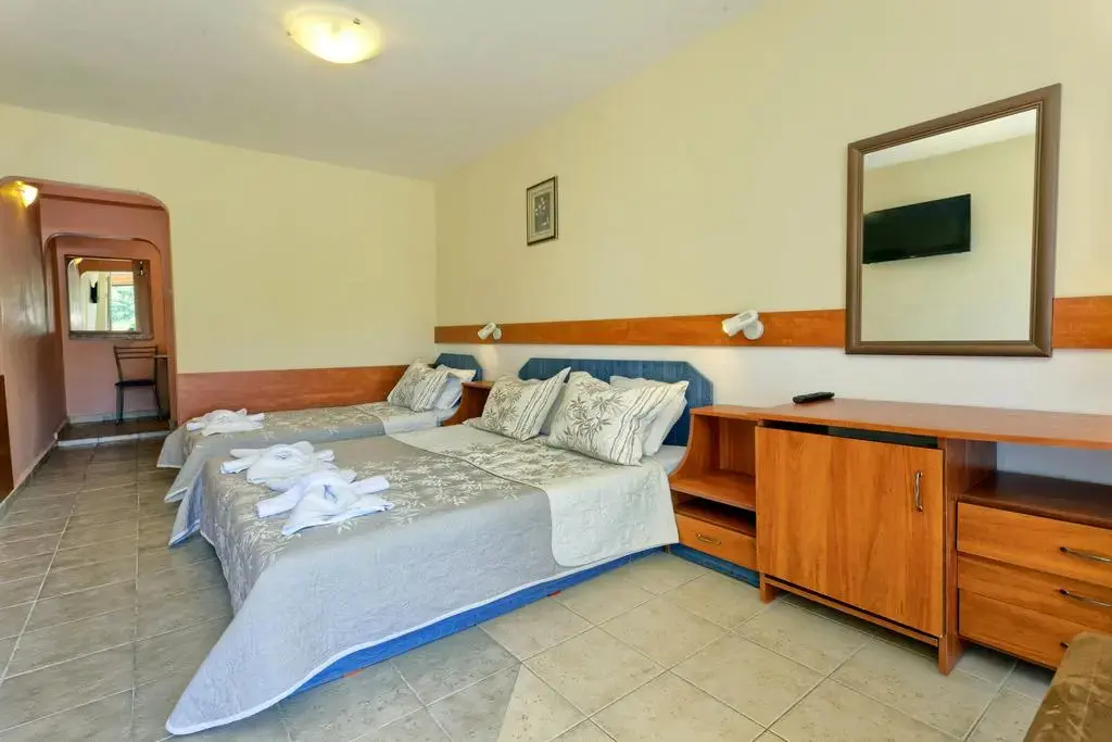 Балчик: hotel Naslada