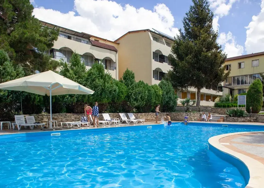 Балчик: hotel Naslada
