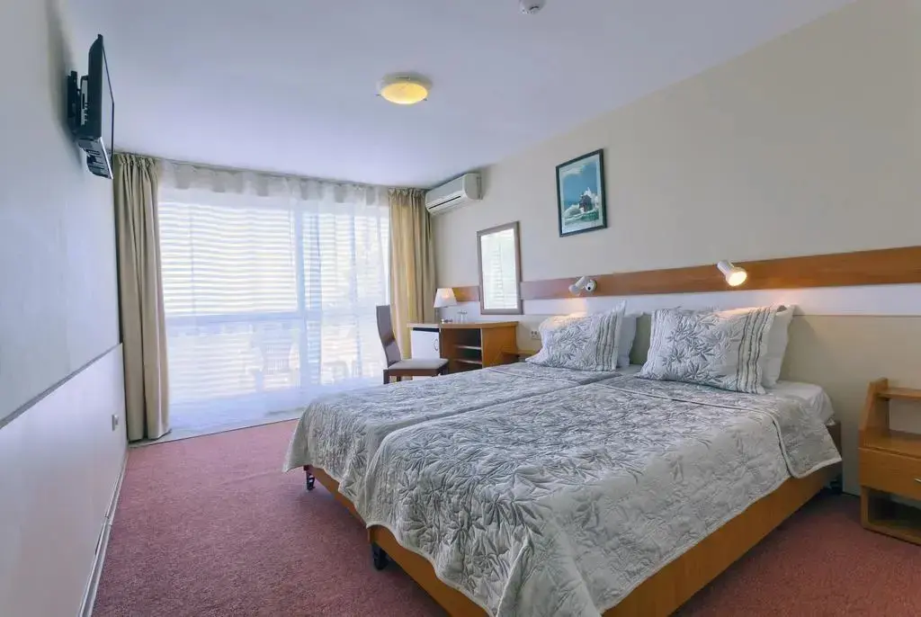 Балчик: hotel Naslada
