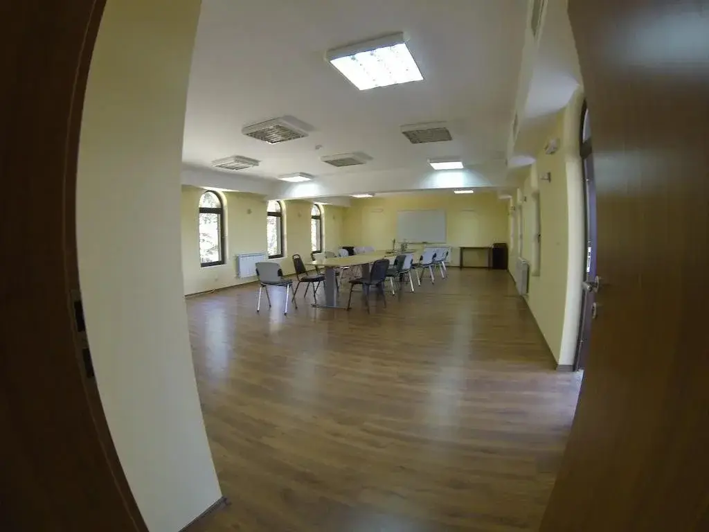 Разлог: Rusaliite Adventure House