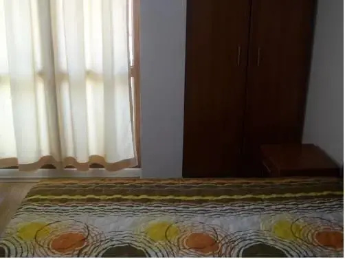 Солнечный берег: Ashton Hall Apartment