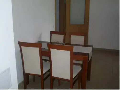 Солнечный берег: Ashton Hall Apartment