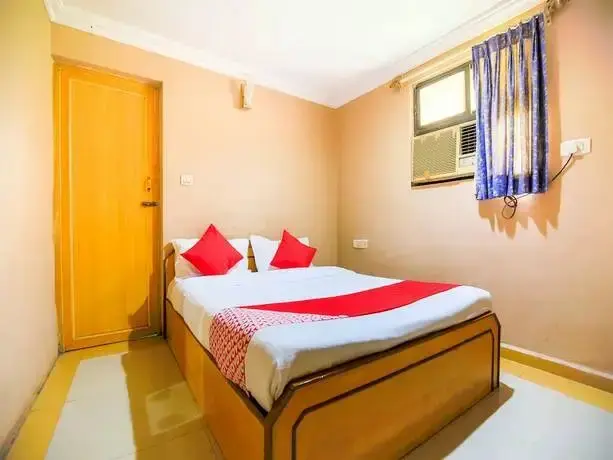 Солнечный берег: Ashton Hall Apartment