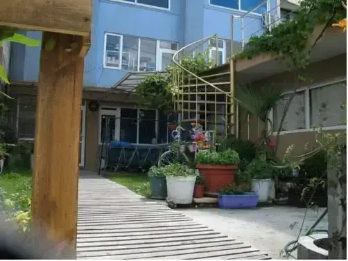 Китен: Style Guest House