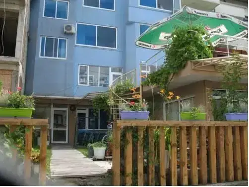 Китен: Style Guest House