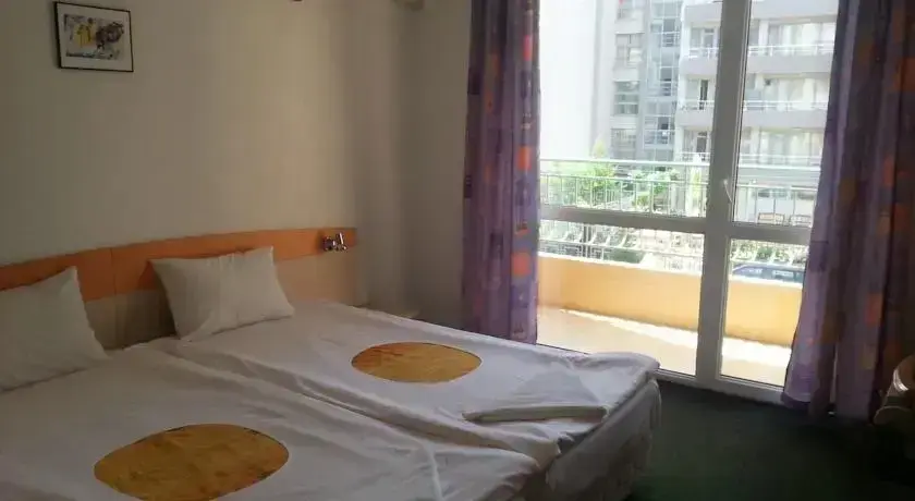 Несебр: Grand Plaza Family Hotel