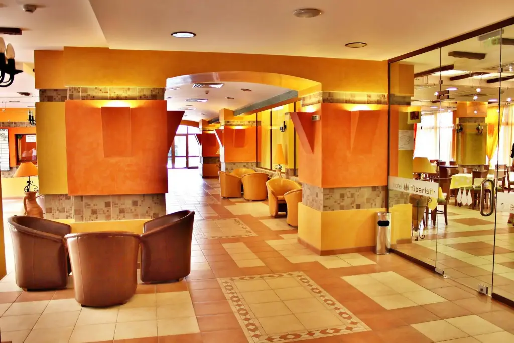 Солнечный берег: Kiparisite Hotel