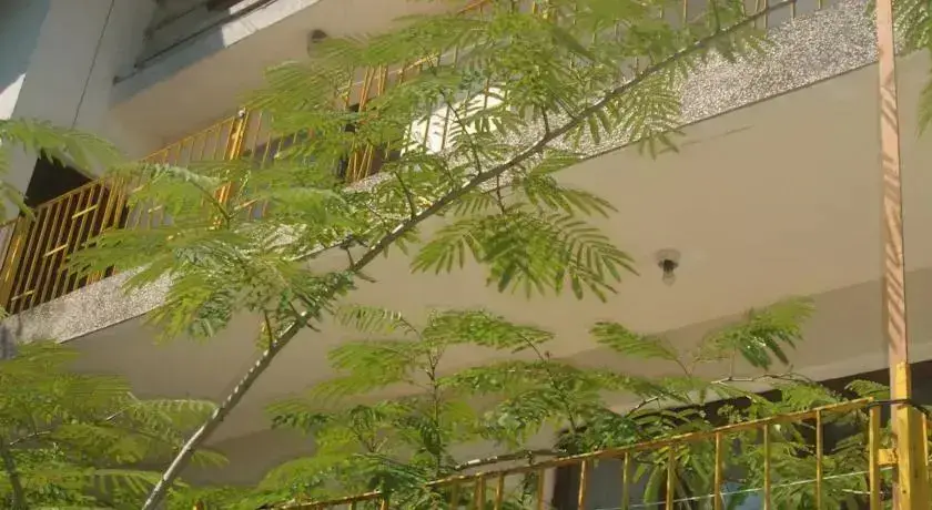 Sunrise 2 Guest House — фото 1