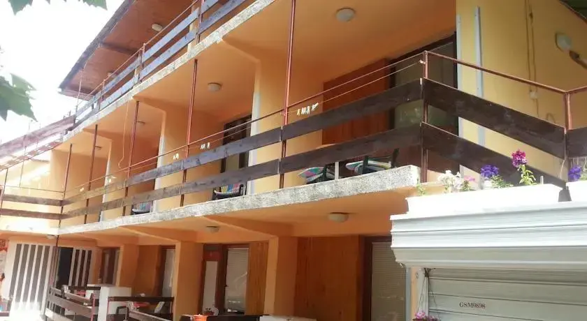 Кранево: Family Hotel Julian