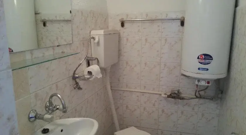 Кранево: Family Hotel Julian