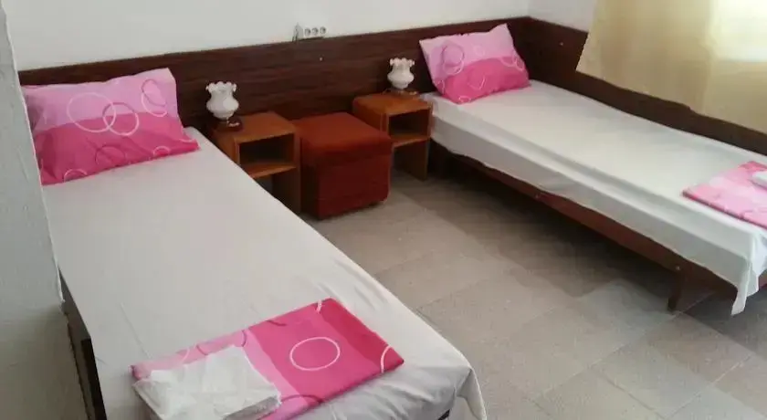 Кранево: Family Hotel Julian