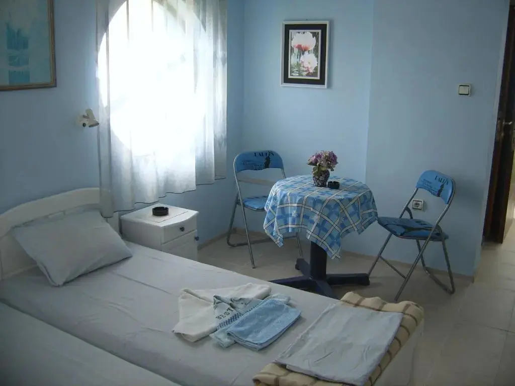 Черноморец: Andi Hotel