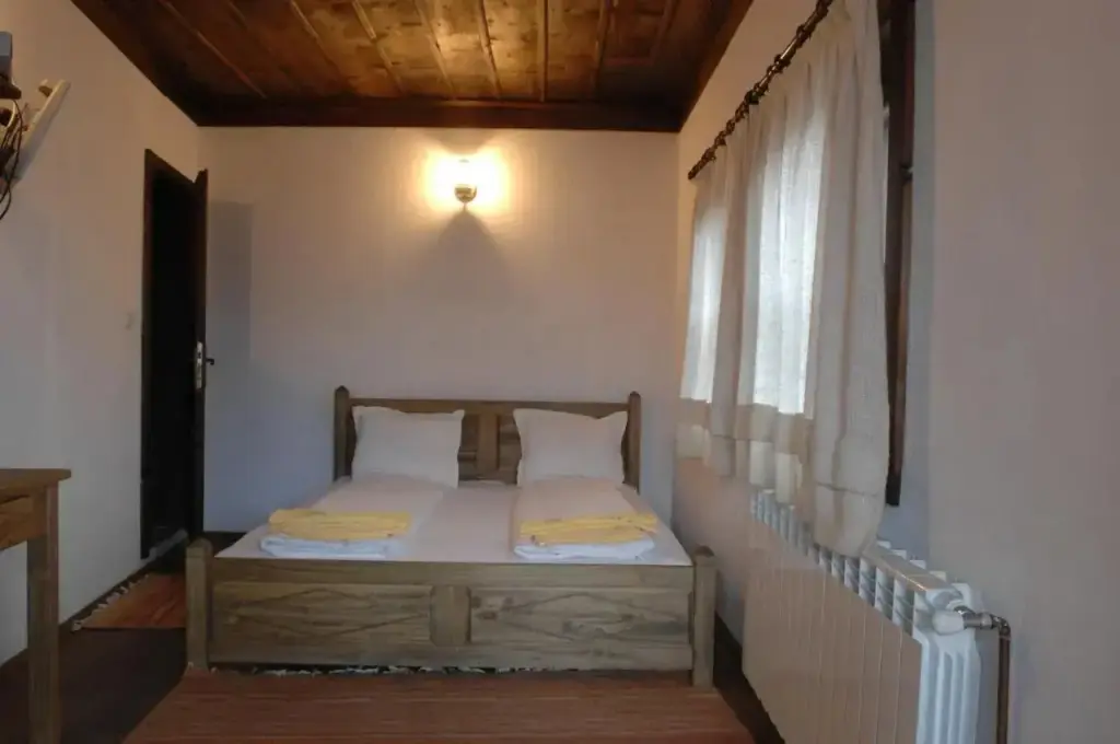 Ковачевица: Bazoteva House