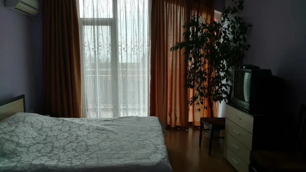 Царево: Guest House Rezvaya
