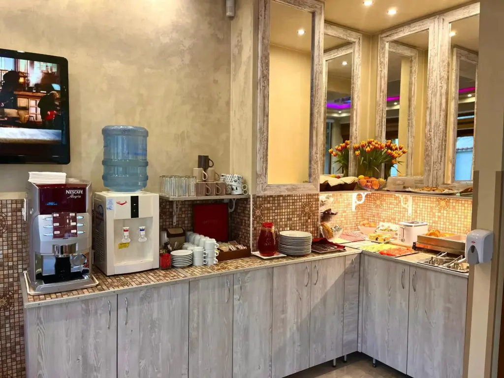 София: Hotel Adria