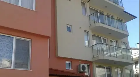Evgeniya's Apartment in Obzor — фото 1