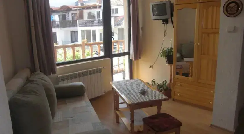 Несебр: Guest House Antoaneta