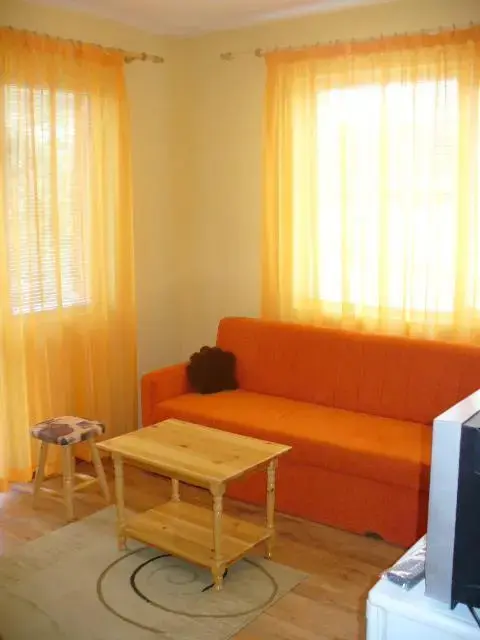 Черноморец: Guest House Alex