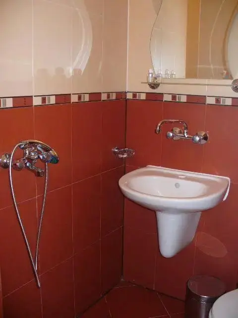 Черноморец: Guest House Alex