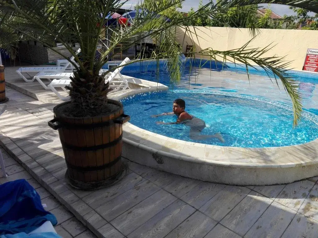 Кранево: Family Hotel Atlas