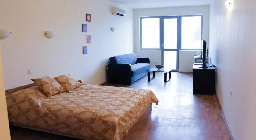 Равда: Black Sea View Apartments