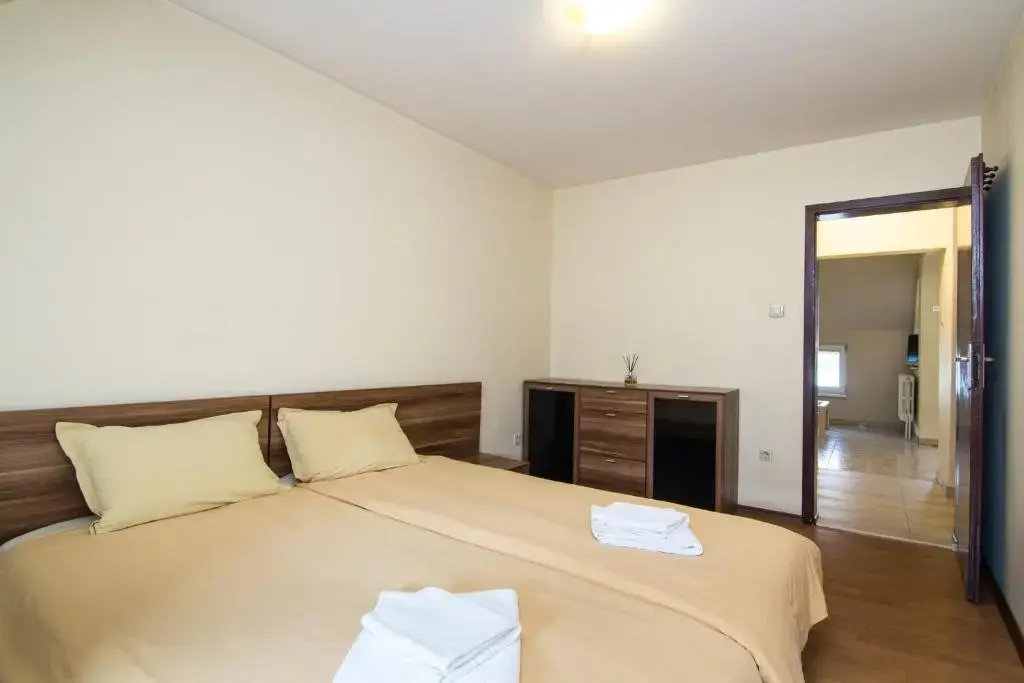 София: Family Hotel Madrid