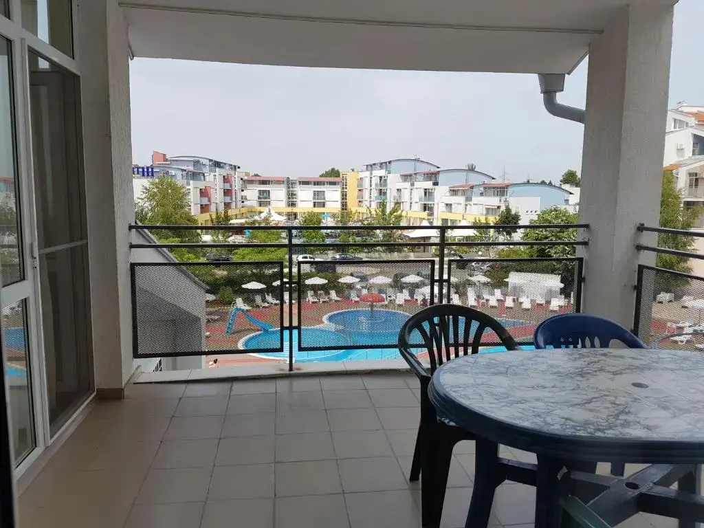 Солнечный берег: Elit 2 Apartments