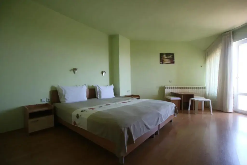 Варна: Guest House Kiwi