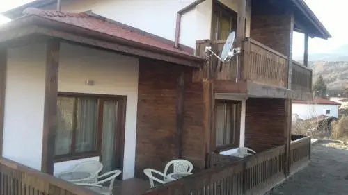 Гайтаниново: House Slavyanka
