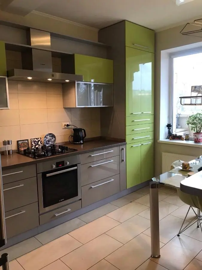 Калининград: Апартаменты в центре, Курганская,3