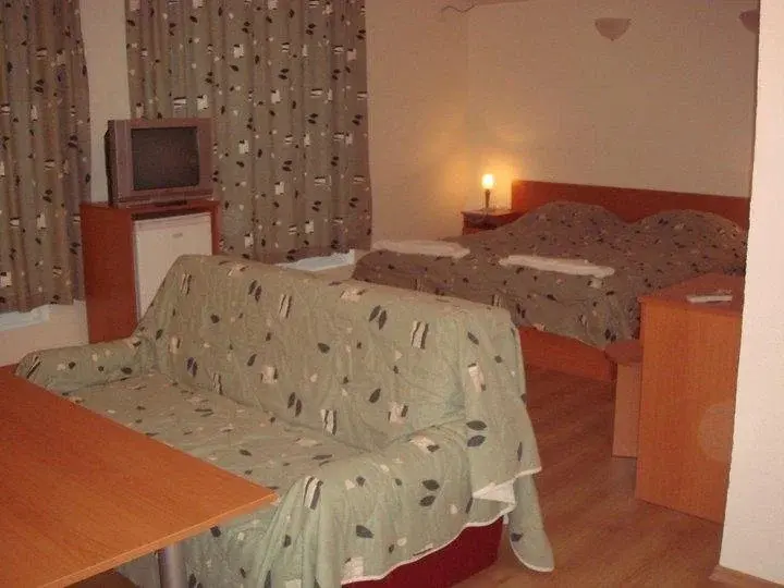 Кранево: Family Hotel Central