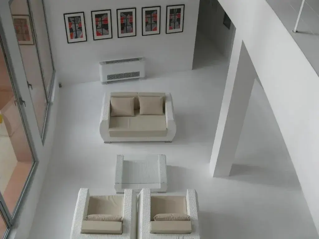 Батак: Family Hotel The Body