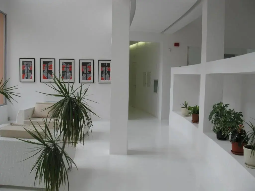 Батак: Family Hotel The Body