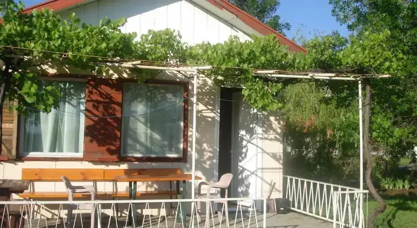 Ахтопол: Vestony Bungalows
