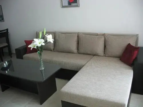 Солнечный берег: Yanis Apartment in Hermes Complex