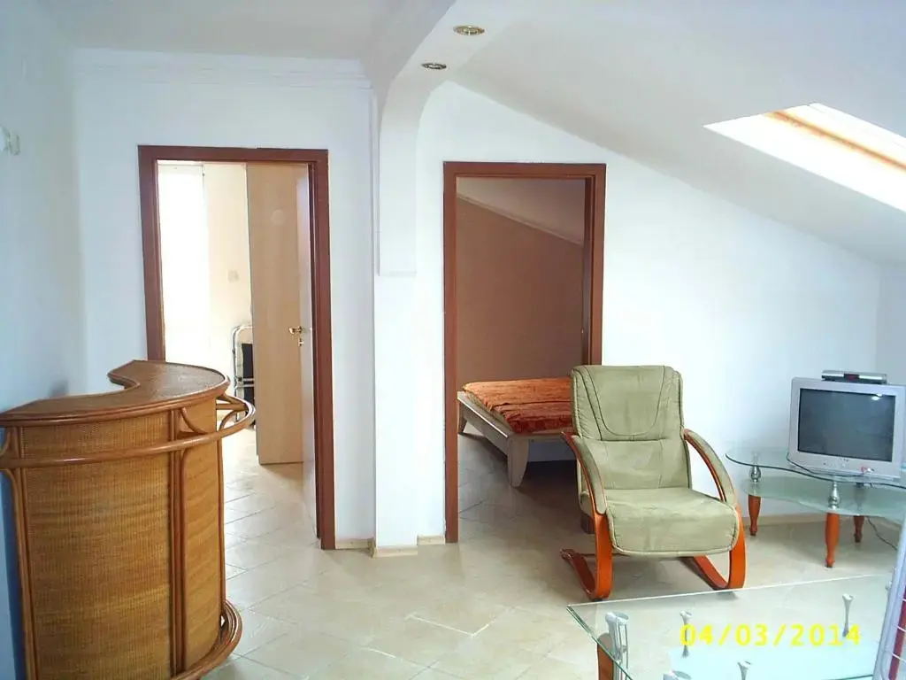 Солнечный берег: Apartments Bravo 1-Vichevi