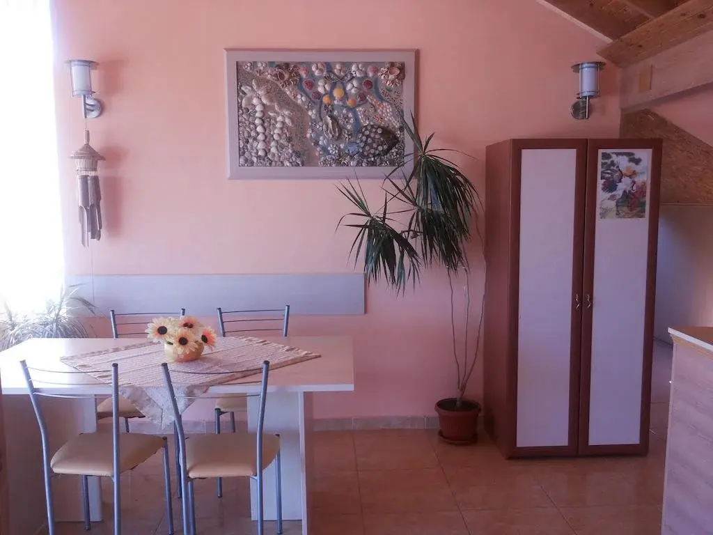 Бяла: Eleonor Guest House