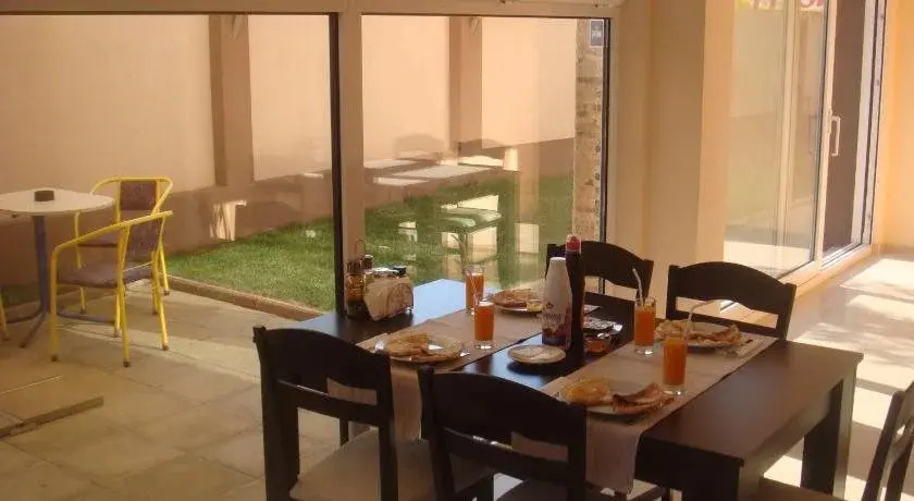 Равда: Ivatea Family Hotel