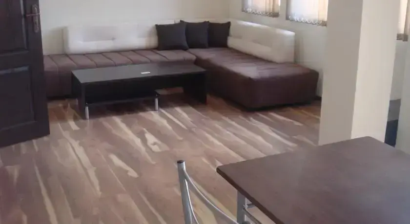 Равда: Ivatea Family Hotel