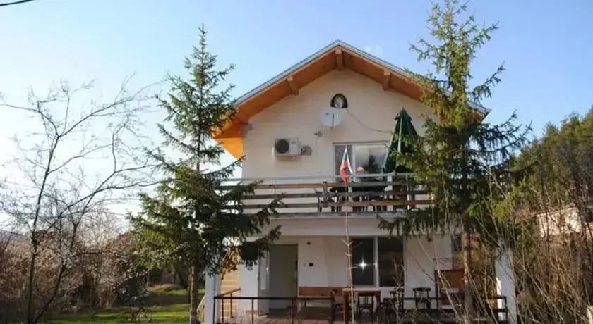 Троян: Pri Popa House