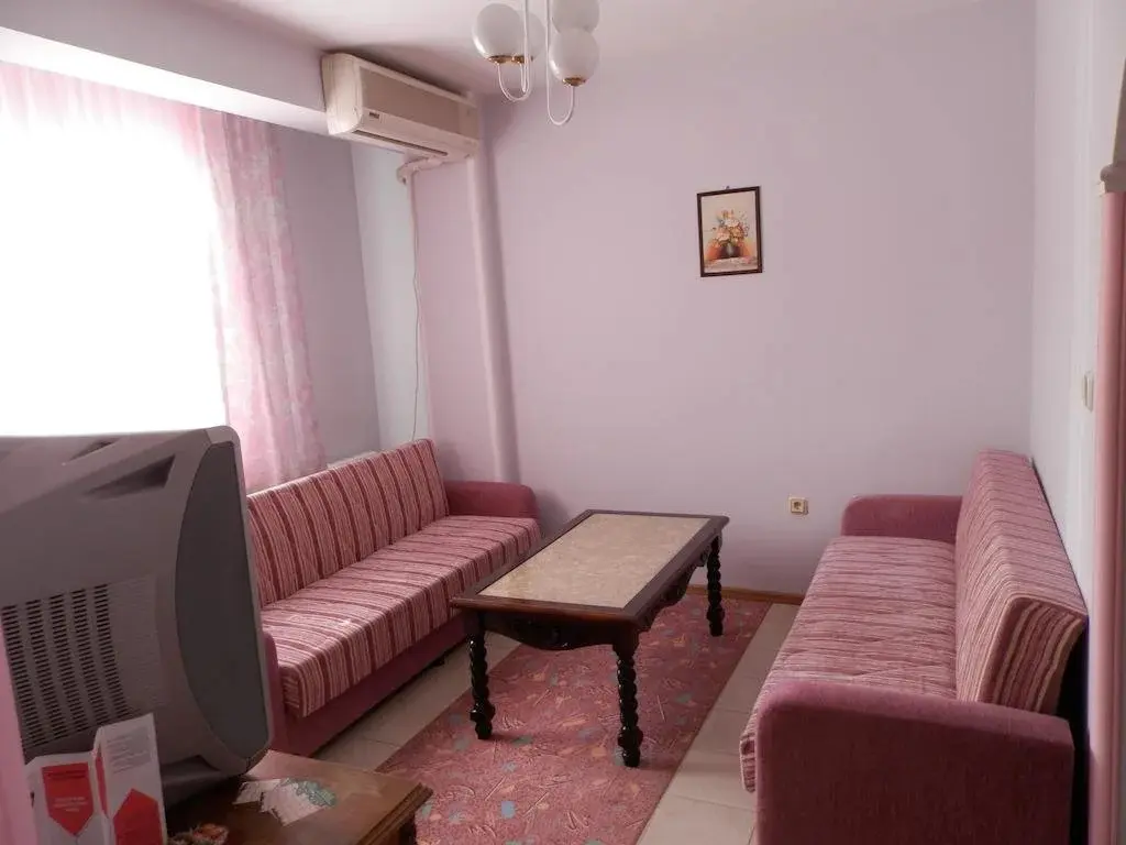 Петрич: Elena Hotel