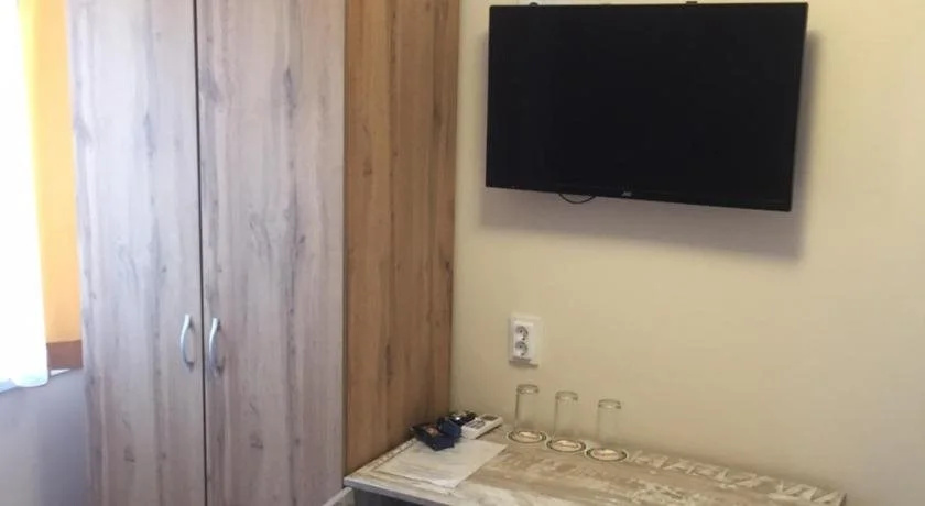 Черноморец: Family Hotel Malibu