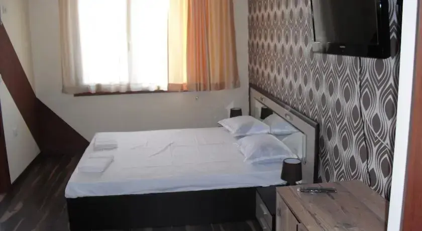 Черноморец: Family Hotel Malibu