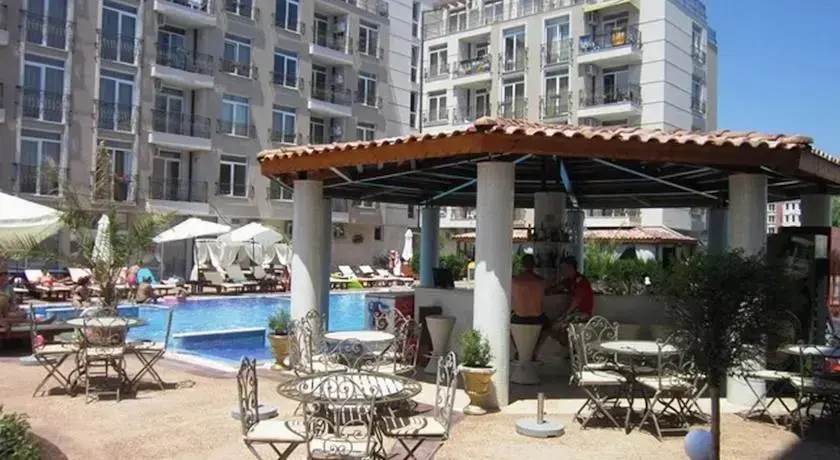 Солнечный берег: GT Dawn Park Apartments