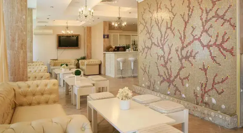 Солнечный берег: GT Dawn Park Apartments