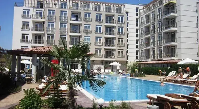 Солнечный берег: GT Dawn Park Apartments