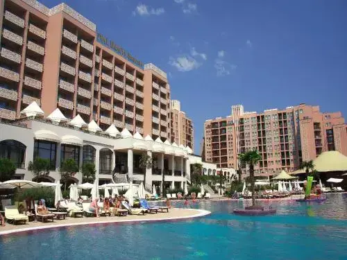 Солнечный берег: GT Royal Beach Apartments